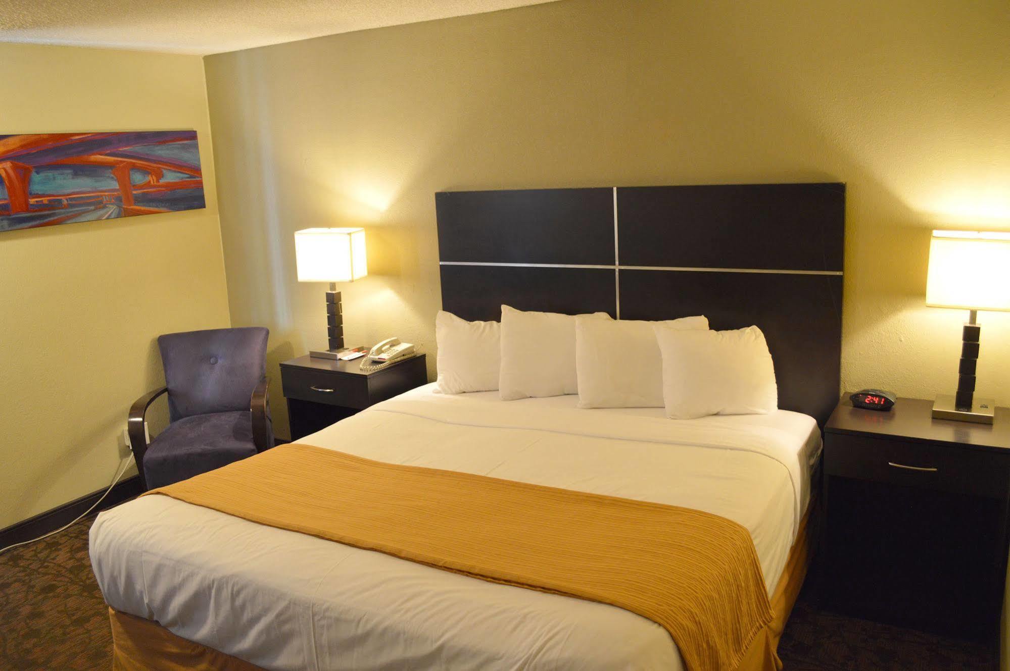 Ramada By Wyndham Albuquerque East Hotel Eksteriør billede